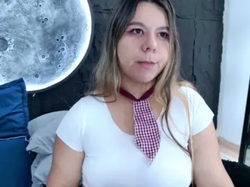 MaddissonWhite  live sex cam