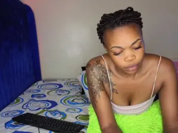 SexyGusher  live sex cam