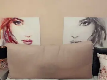 SophieKiss  live sex cam