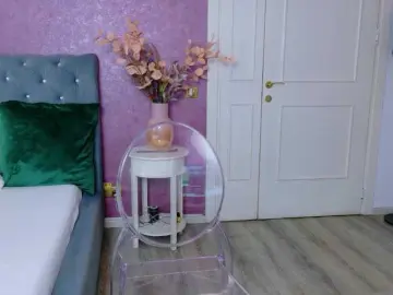 CarlaReys  live sex cam
