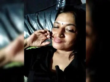 FiestyQueen  live sex cam