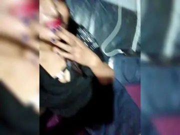 FiestyQueen  live sex cam