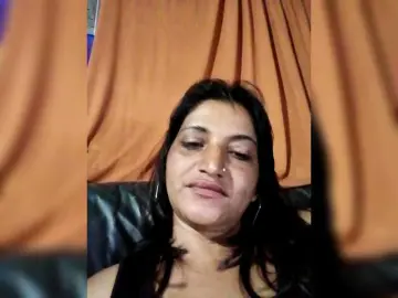 FiestyQueen  live sex cam