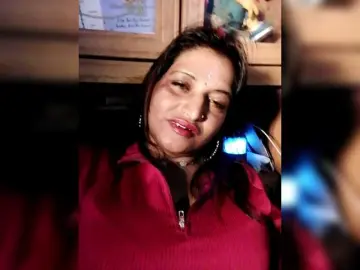 FiestyQueen  live sex cam