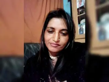 FiestyQueen  live sex cam