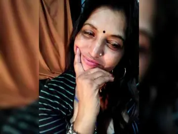 FiestyQueen  live sex cam