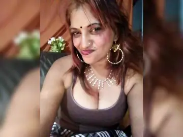 FiestyQueen  live sex cam