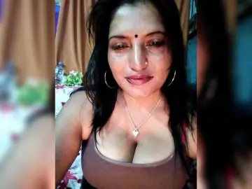 FiestyQueen  live sex cam