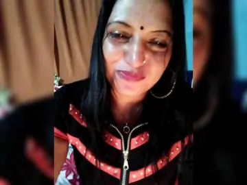 FiestyQueen  live sex cam