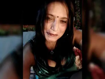FiestyQueen  live sex cam