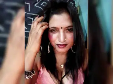 FiestyQueen  live sex cam