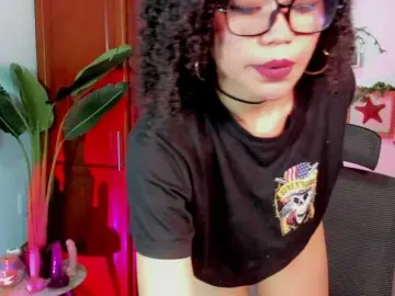 Jennifer-Connelly  live sex cam