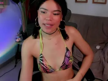 Jennifer-Connelly  live sex cam