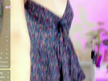 Jennifer-Connelly  live sex cam