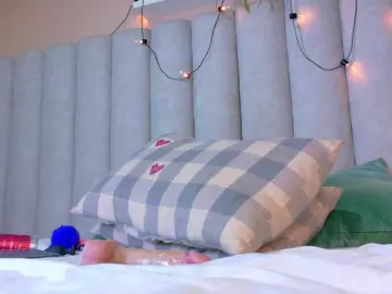 Mia-Anderson  live sex cam