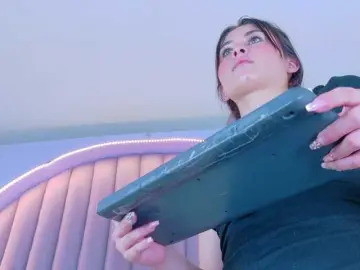 Mia-Anderson  live sex cam