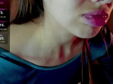 Milana-Luv  live sex cam