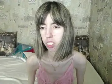 Unusual-G  live sex cam