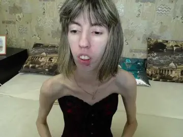 Unusual-G  live sex cam