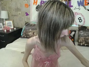 Unusual-G  live sex cam
