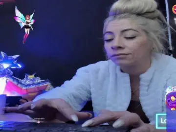 Viktoria-davis  live sex cam