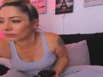 Viktoria-davis  live sex cam