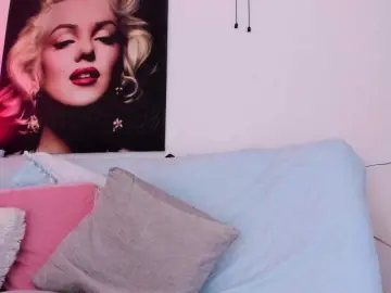 Viktoria-davis  live sex cam