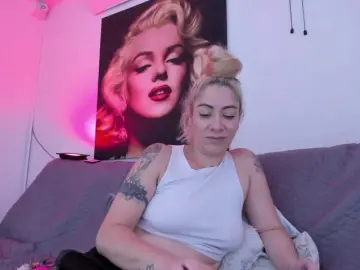 Viktoria-davis  live sex cam