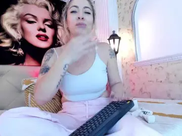 Viktoria-davis  live sex cam