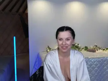 LinaaJoy  live sex cam
