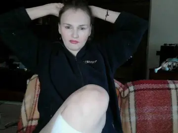 LisaLovHoney  live sex cam