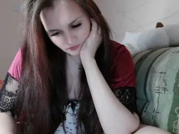 LisaLovHoney  live sex cam