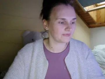 LisaLovHoney  live sex cam