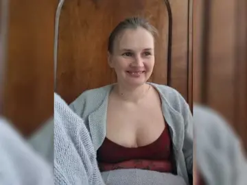 LisaLovHoney  live sex cam