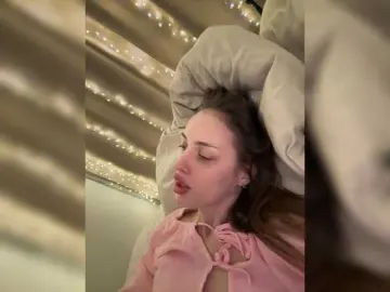 MilaLuxe  live sex cam