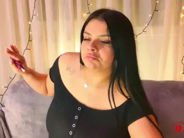 ThiccMady  live sex cam