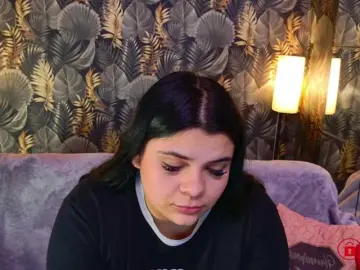 ThiccMady  live sex cam