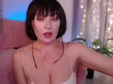 Zeeeme  live sex cam