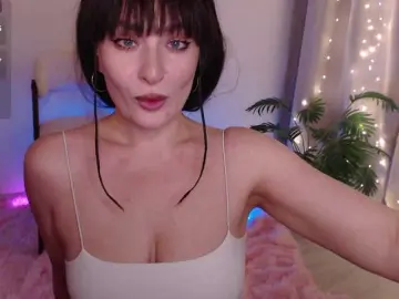 Zeeeme  live sex cam