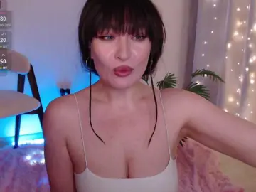 Zeeeme  live sex cam