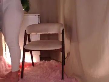 Zeeeme  live sex cam