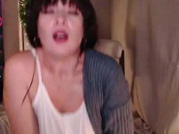 Zeeeme  live sex cam