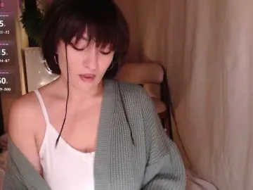 Zeeeme  live sex cam