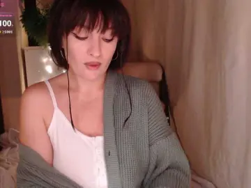 Zeeeme  live sex cam