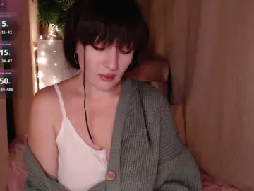 Zeeeme  live sex cam