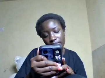 Sexychoco254  live sex cam