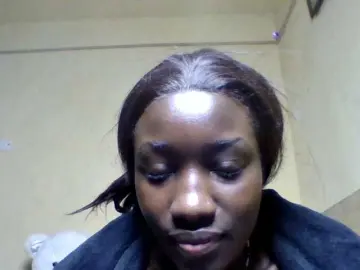 Sexychoco254  live sex cam