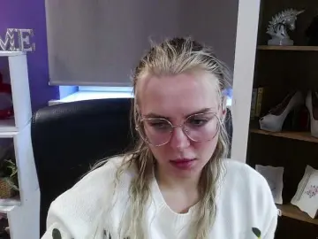 Soft-zoey  live sex cam