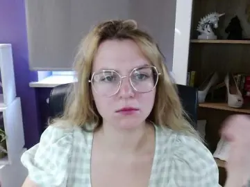 Soft-zoey  live sex cam