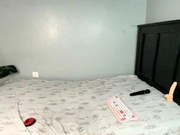 DarkCoco  live sex cam